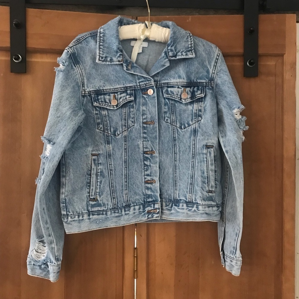 Forever 21 Denim Jean Jacket with Distressed Sleeves Size Small
